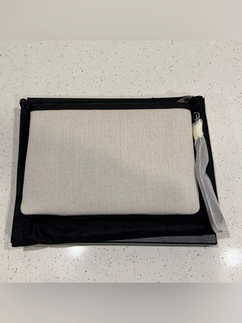 Saint Laurent Rive Gauche Linen Wristlet in Bianco Cream NWT - Picture 4 of 13